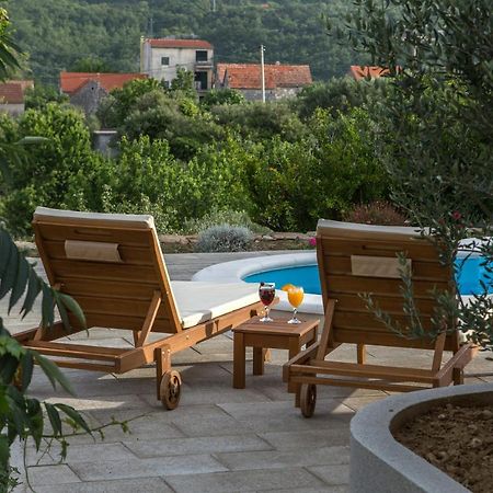 Holiday Village Home Kamenica Kostanje المظهر الخارجي الصورة